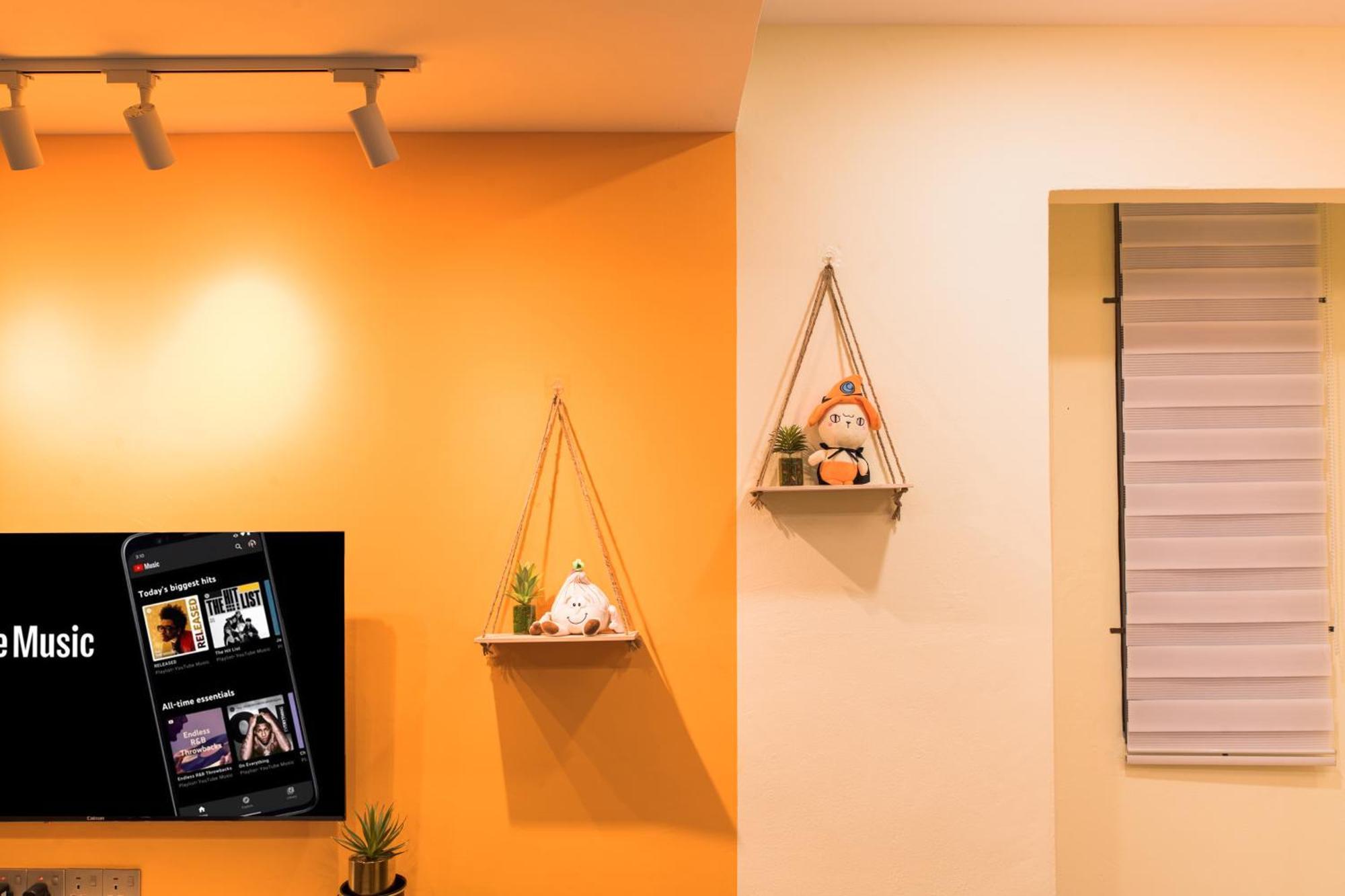 Apartment Orange Tatami Funny House At Bukit Beruang